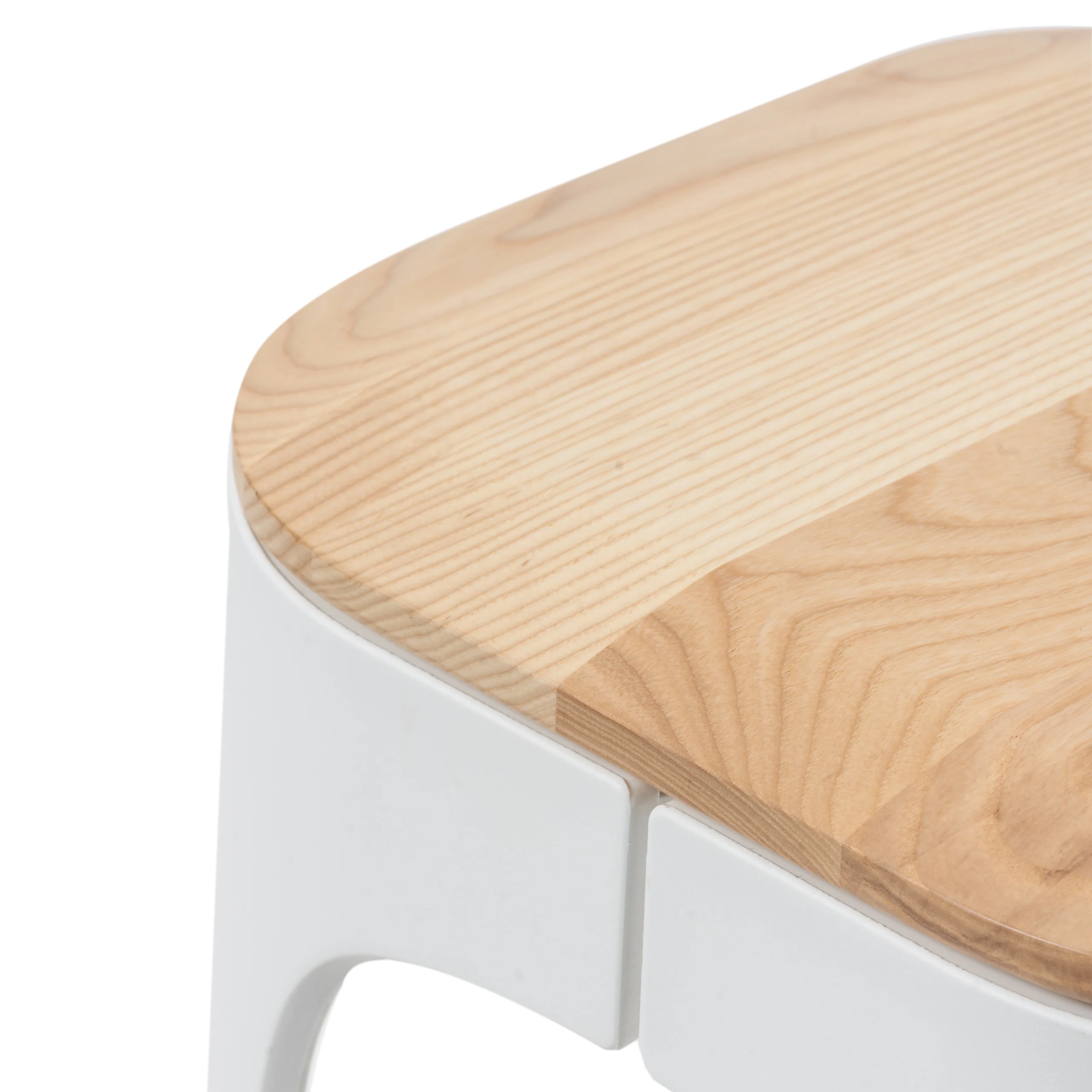 7 Bar stool with plastic legs and wood seat
